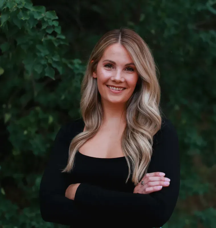 amanda-flowers therapist headshot
