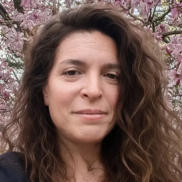 Deborah Edelson therapist headshot