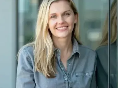 Emily Guarnotta therapist headshot