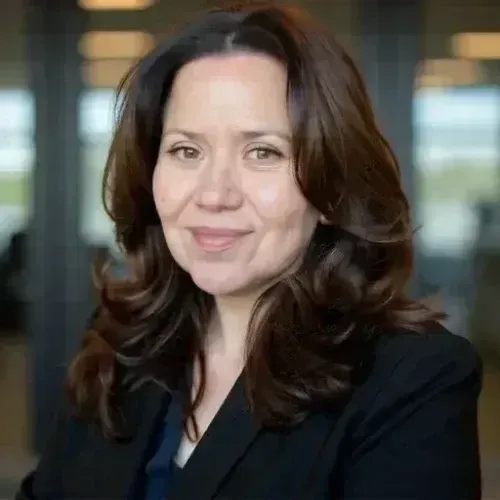 Natalia Cruz Navarro therapist headshot