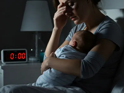 Hero image for postpartum-sleep-deprivation-and-depression